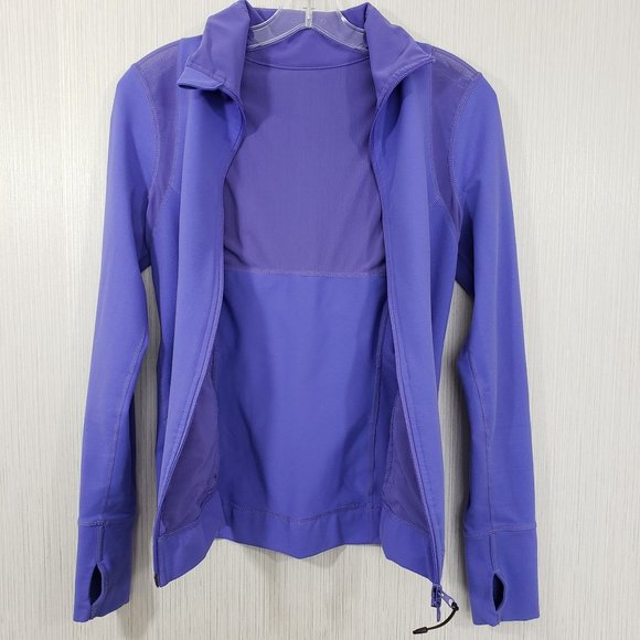 Zella Zippered fleecy jacket with mesh shoulder details - Picture 6 of 15